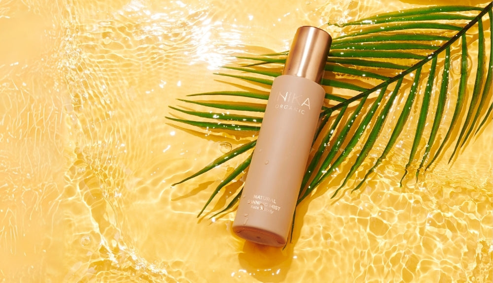 Een natuurlijke zelfbruiner gebruiken voor een gezonde, gevoede en jeugdige huid