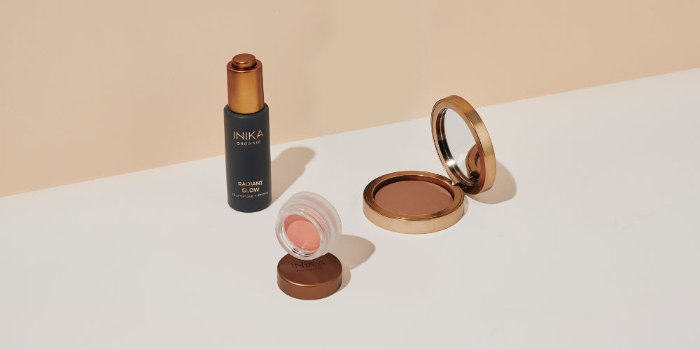 Natuurlijke glow make-up routine voor een stralende huid met INIKA